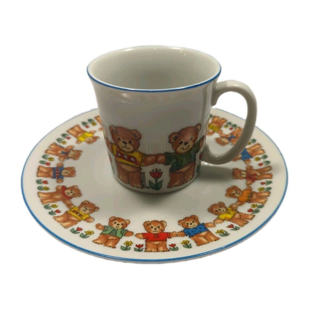 VINTAGE CERAMIC TEDDY BEAR CHILDS CUP & PLATE SET-ACTION IND 5 TEDDY BEARS JAPAN